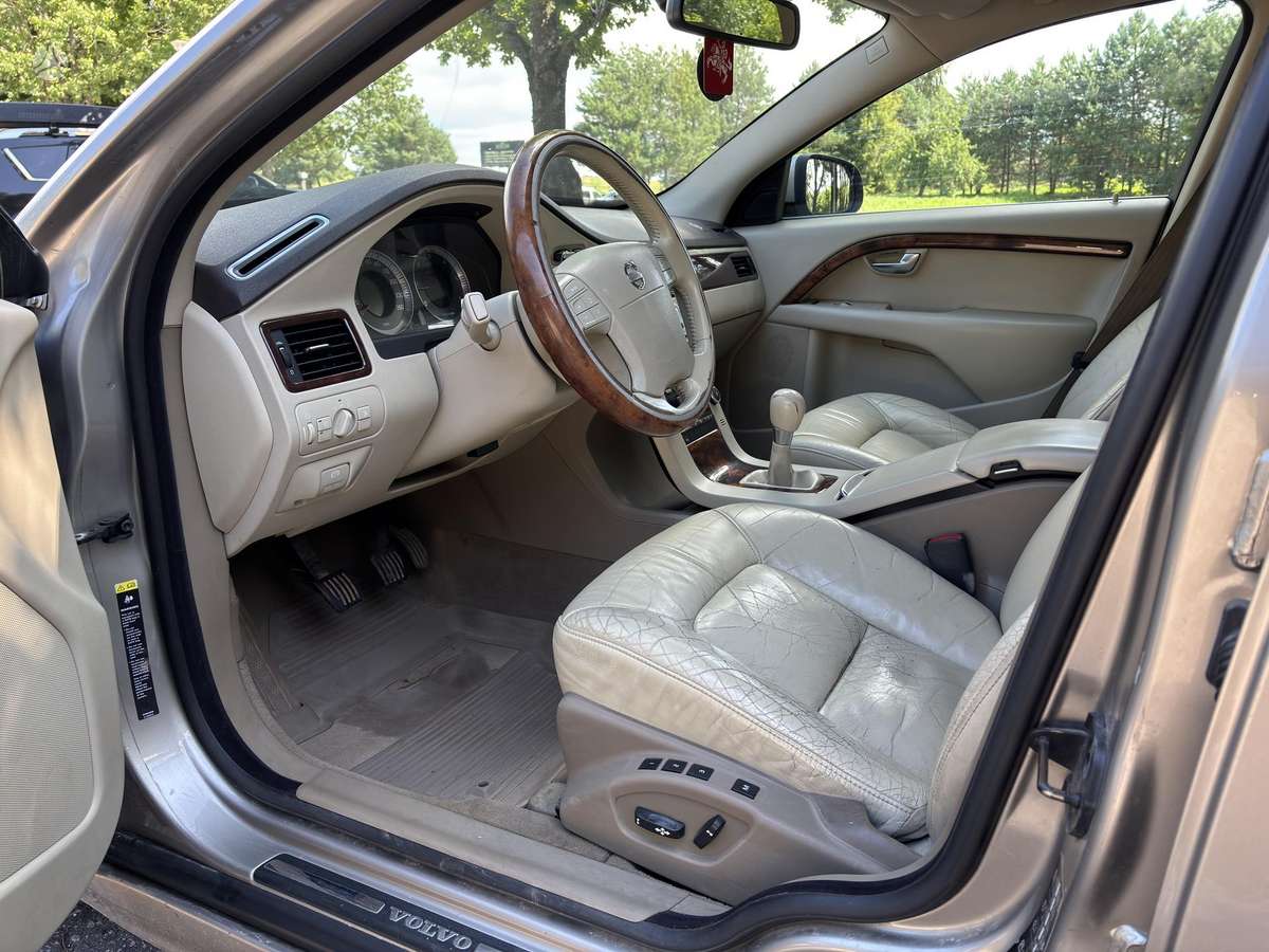 Volvo V70, 2.4 l., Универсал