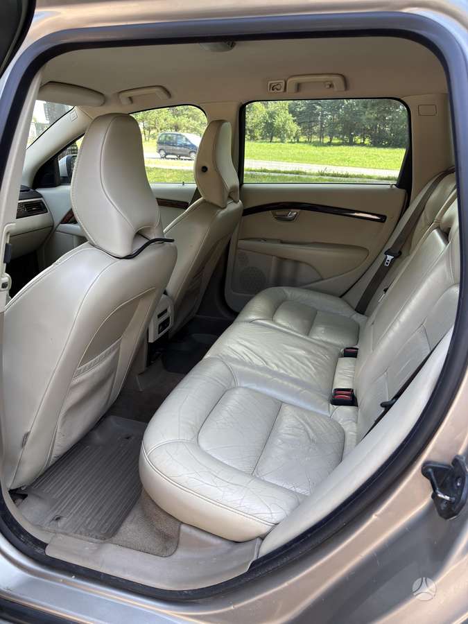 Volvo V70, 2.4 l., Универсал