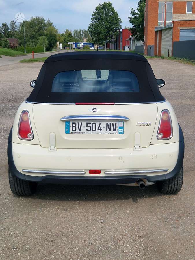 Mini Cooper, 1.6 l., convertible