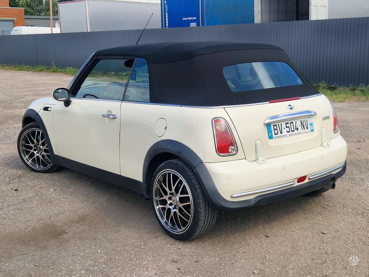 Mini Cooper, 1.6 l., convertible