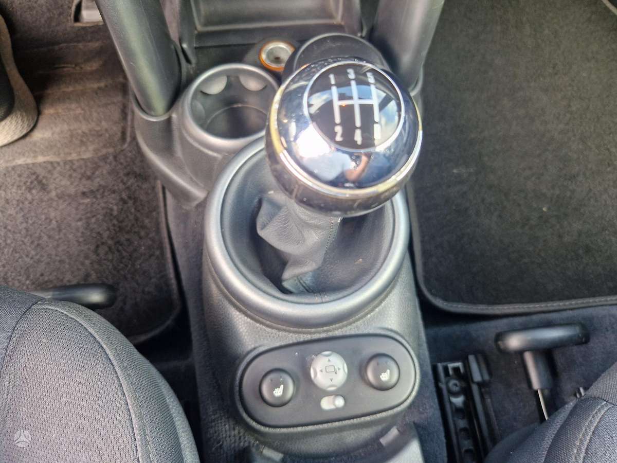 Mini Cooper, 1.6 l., convertible