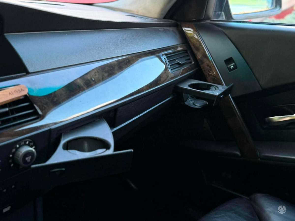 BMW 525, 2.5 l., Универсал