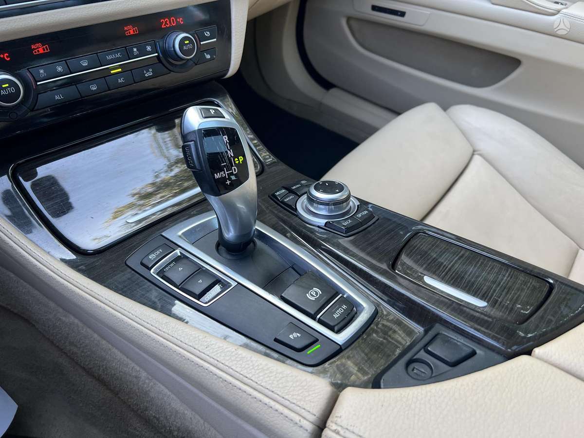 BMW 520, 2.0 l., Универсал