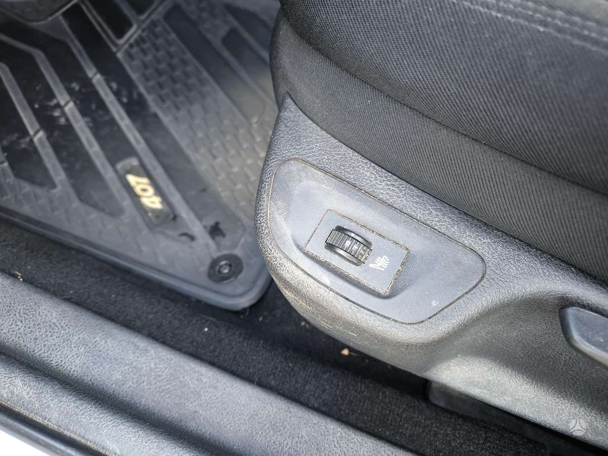 Peugeot 407, 1.6 l., Универсал