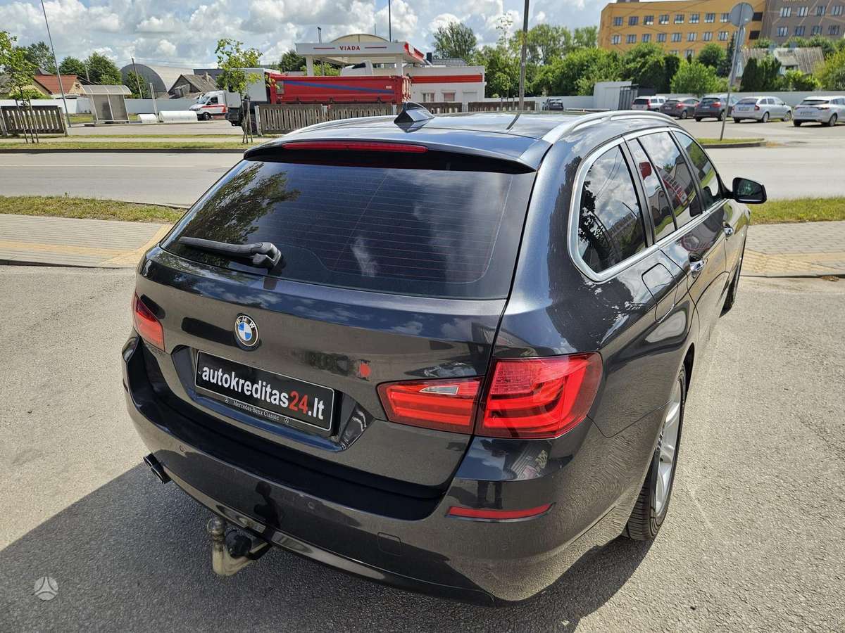 BMW 520, 2.0 l., wagon