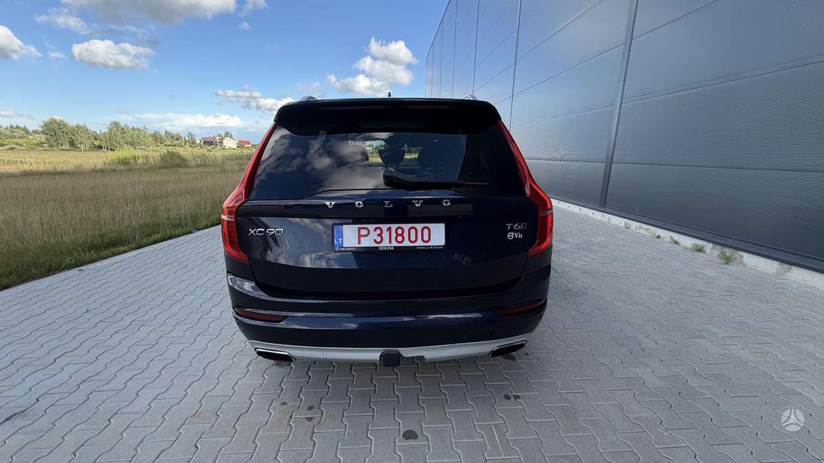 Volvo XC90 - 5