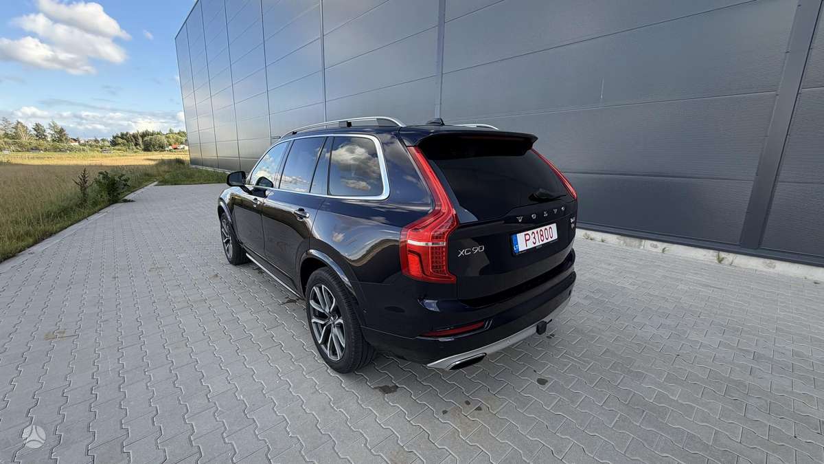 Volvo XC90 - 6