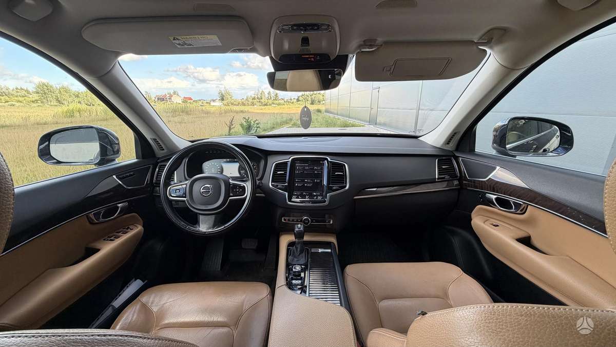 Volvo XC90 - 12