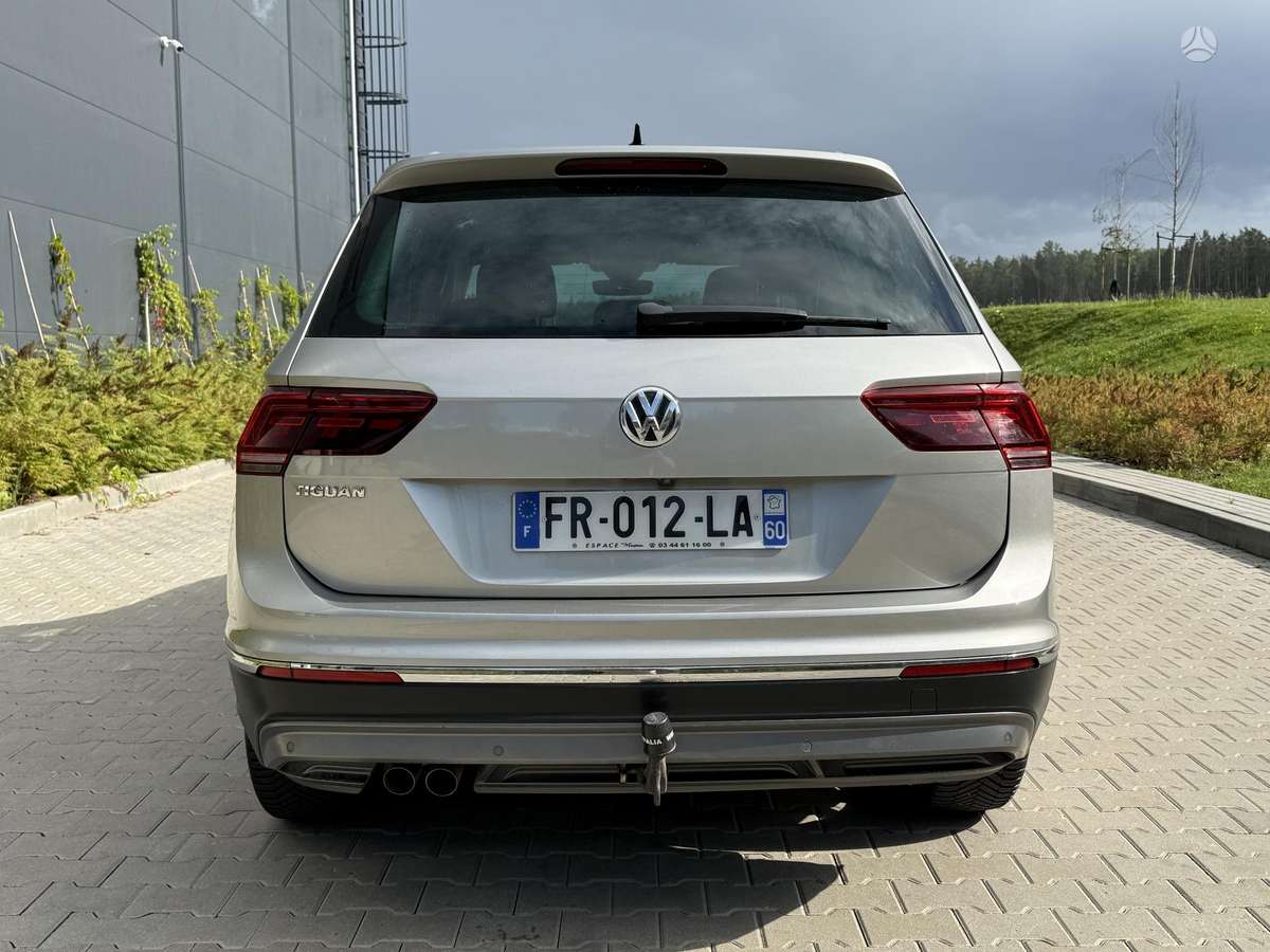 Volkswagen Tiguan - 8