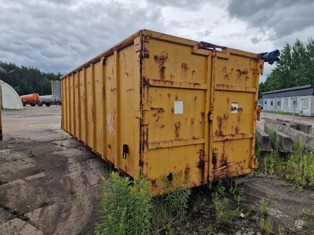 Volvo Su konteineriu, hooklift trucks