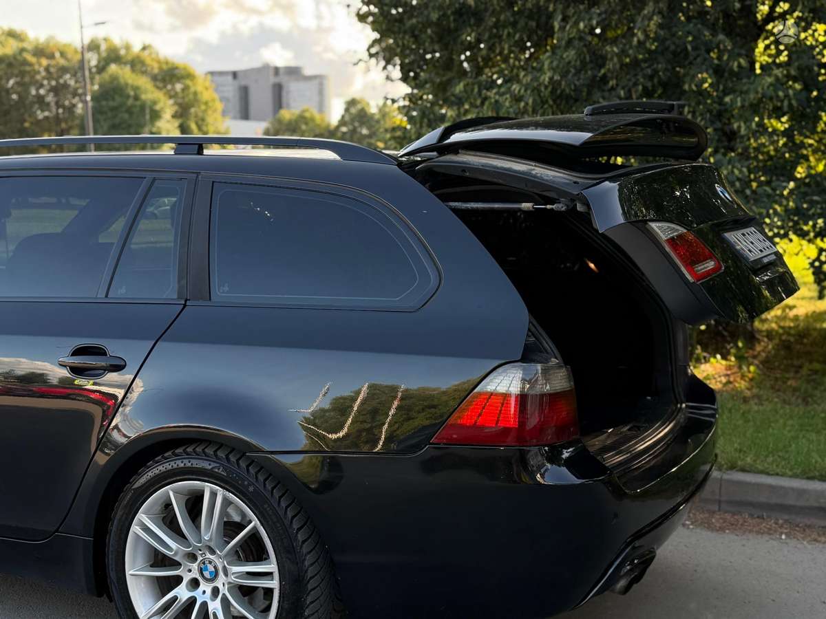 BMW 525, 2.5 l., Универсал