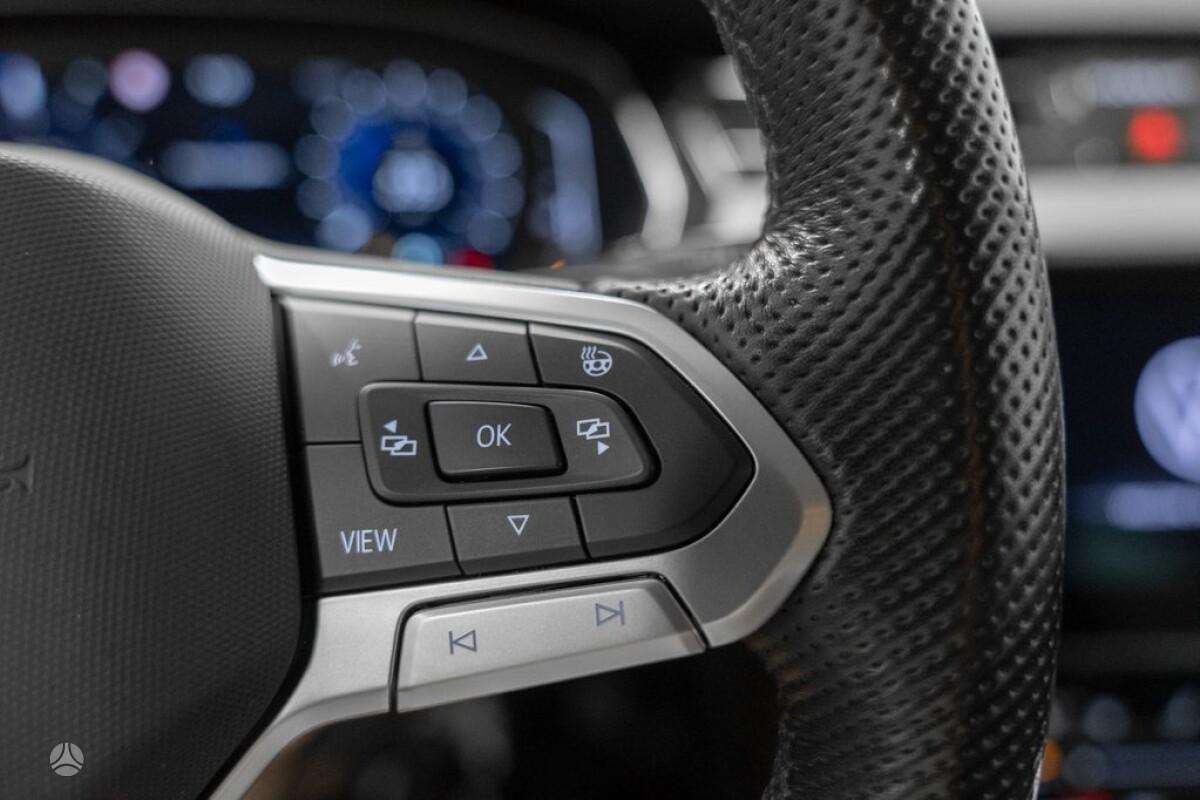 Volkswagen Passat - 12