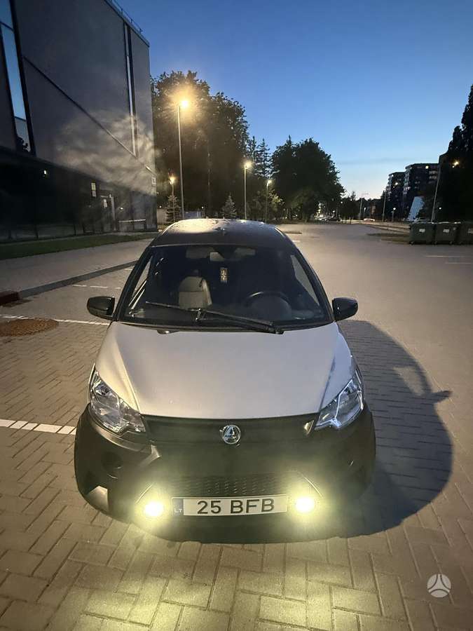 Aixam Crossline, 0.5 l., hatchback