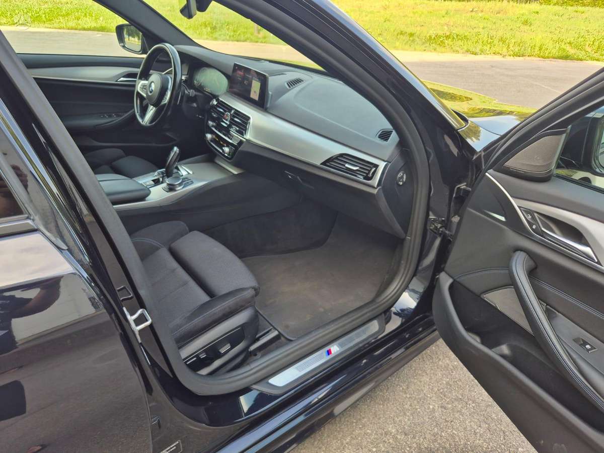 BMW 530, 3.0 l., Универсал