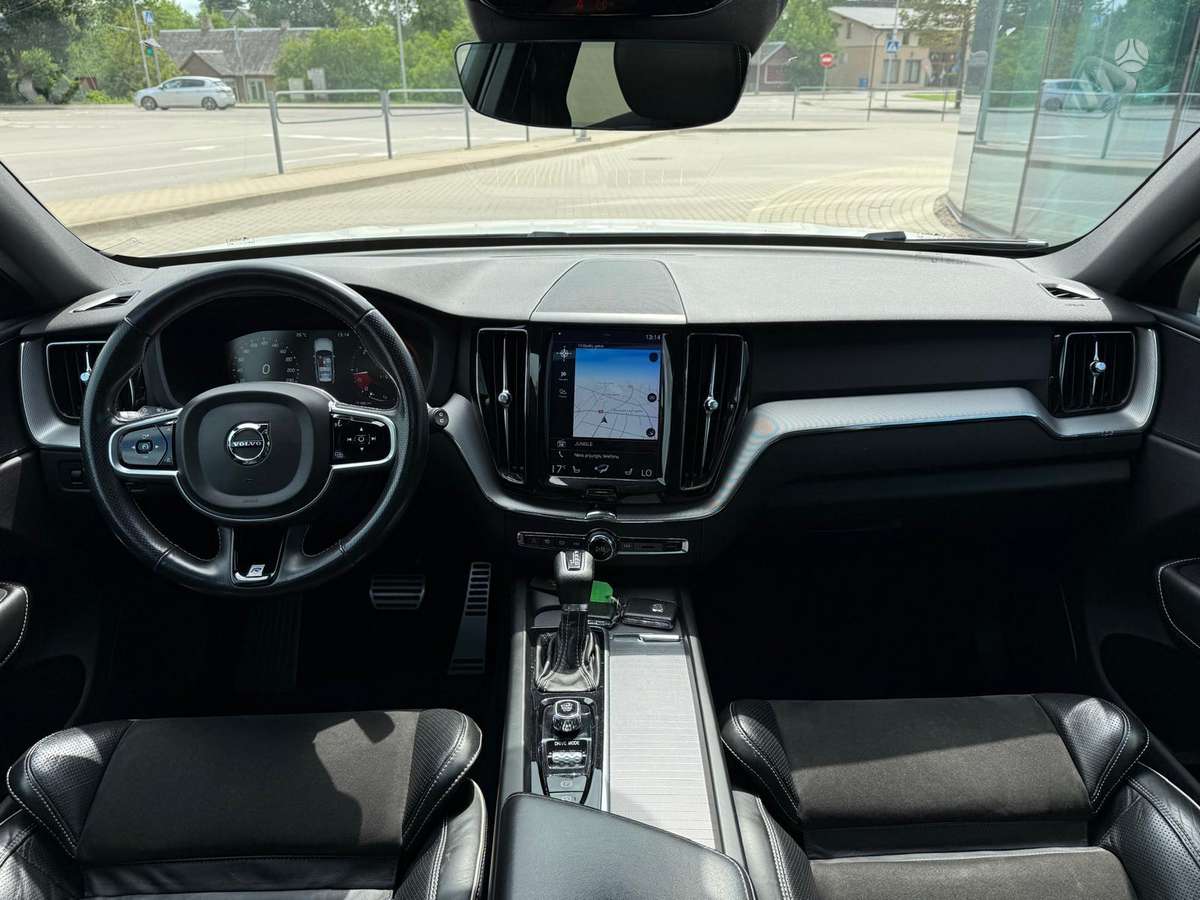 Volvo XC60 - 11