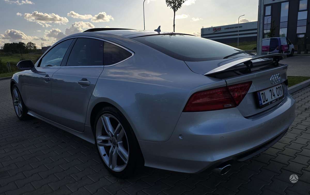 Audi A7, 3.0 l., coupe