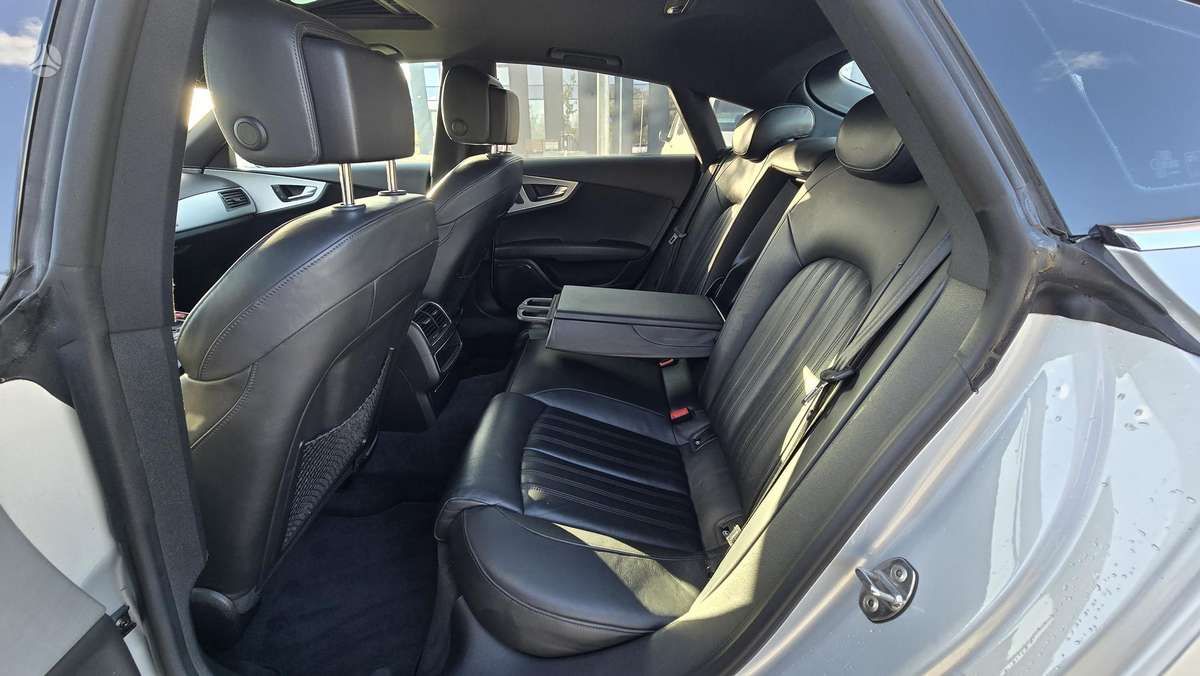 Audi A7, 3.0 l., Купе (coupe)