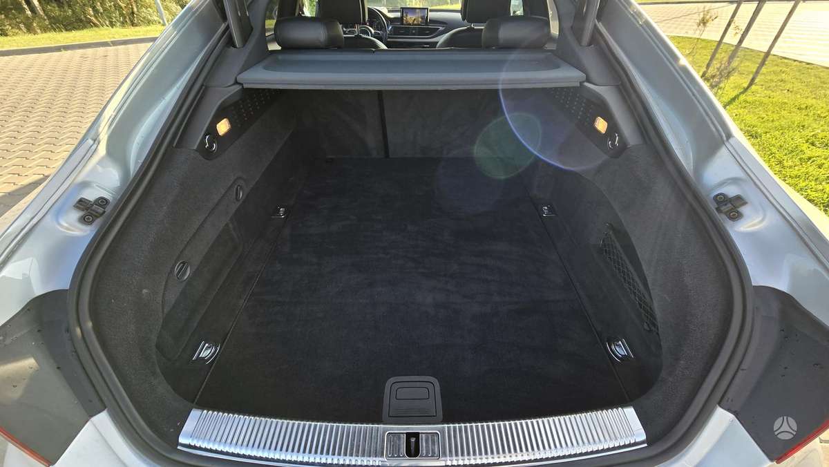 Audi A7, 3.0 l., coupe
