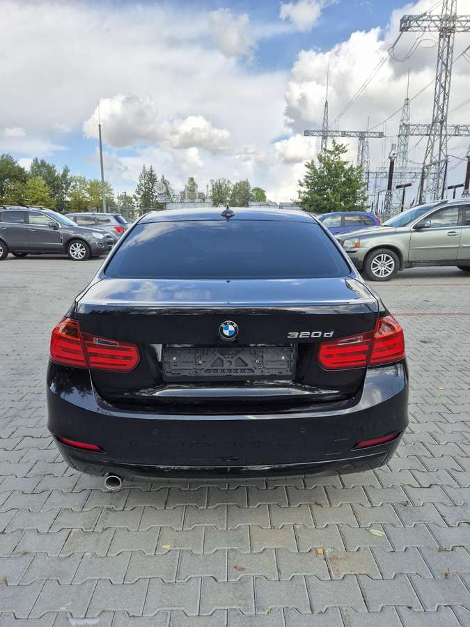 BMW 320, 2.0 l., Седан