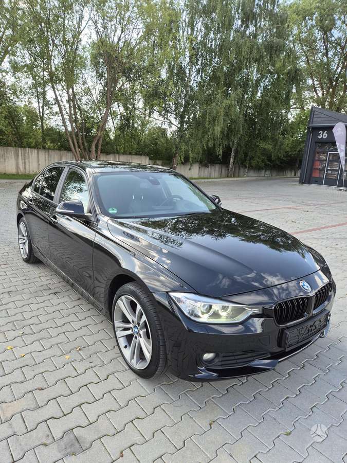 BMW 320, 2.0 l., Седан