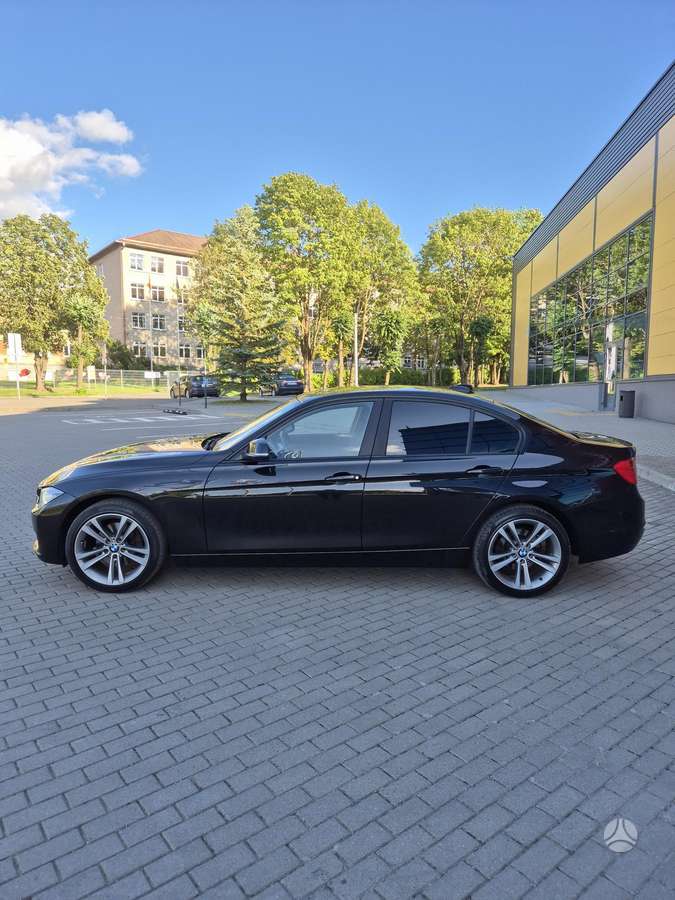 BMW 320, 2.0 l., Седан