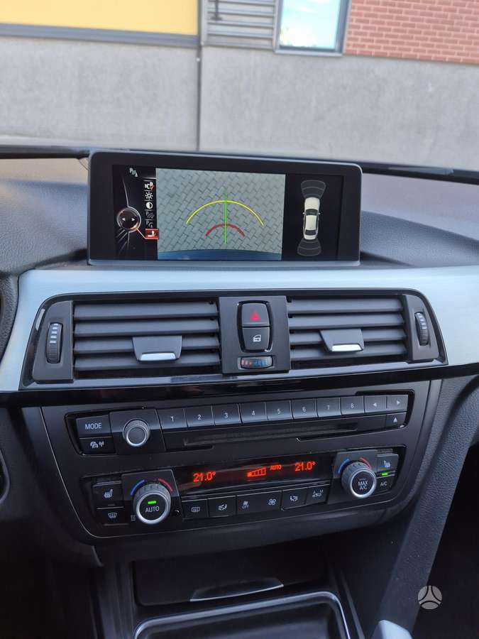 BMW 320, 2.0 l., Седан