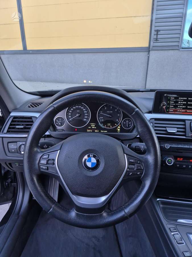 BMW 320, 2.0 l., Седан