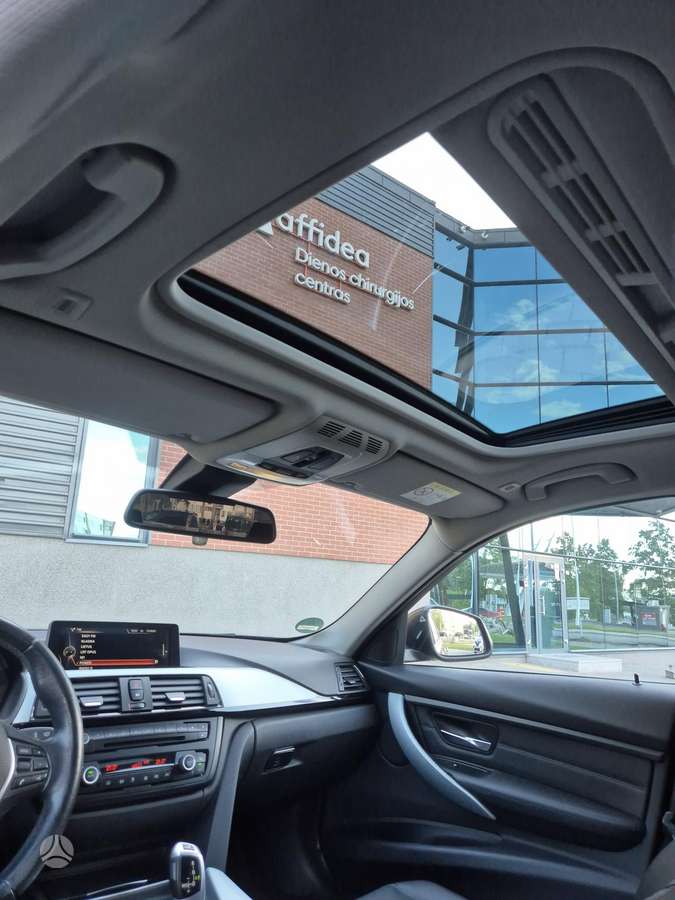 BMW 320, 2.0 l., Седан
