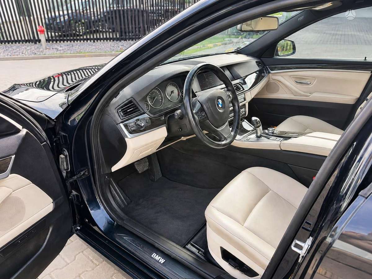 BMW 530, sedanas