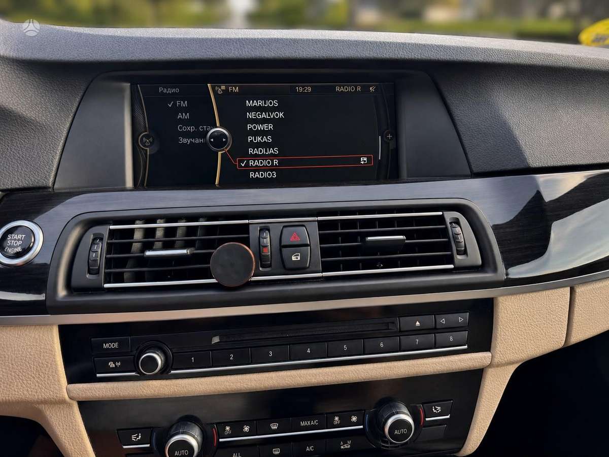 BMW 530, sedanas