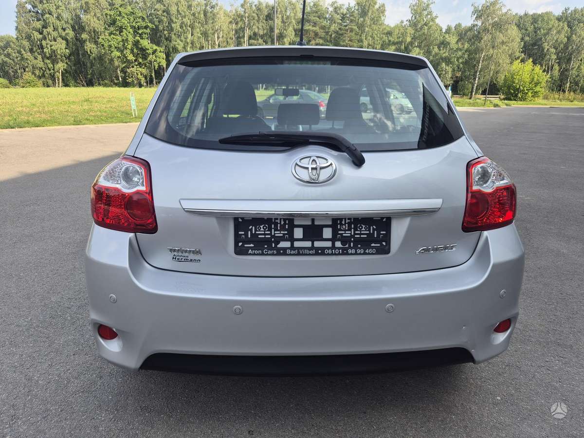 Toyota Auris, 2.0 l., hatchback