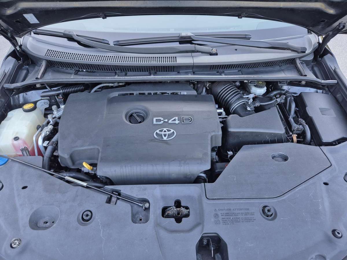 Toyota Auris, 2.0 l., hatchback