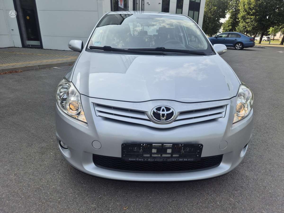 Toyota Auris, 2.0 l., hatchback