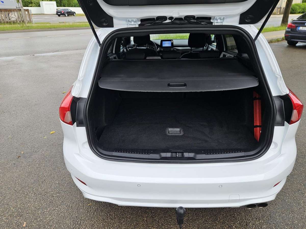 Ford Focus, 1.0 l., Универсал