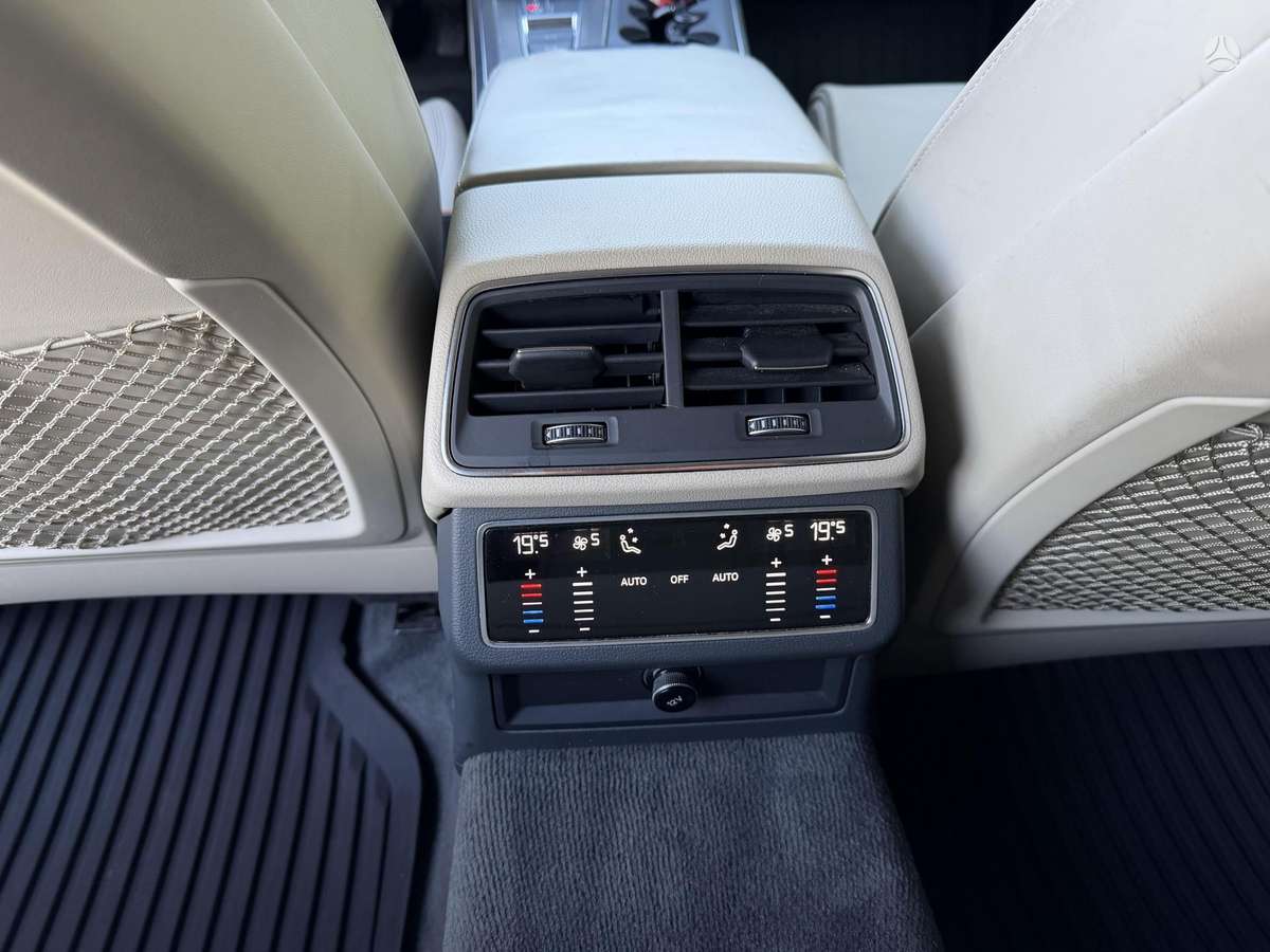 Audi A6, 3.0 l., Универсал