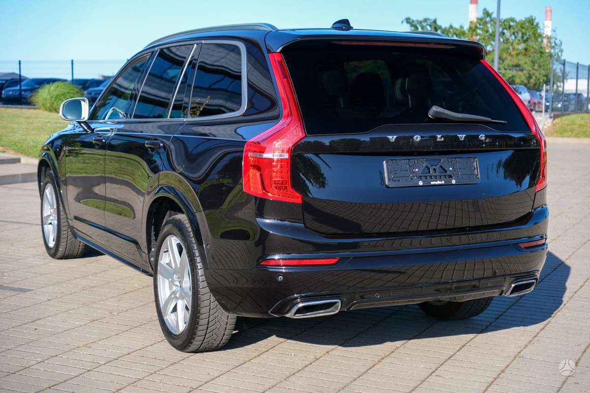Volvo XC90 - 7