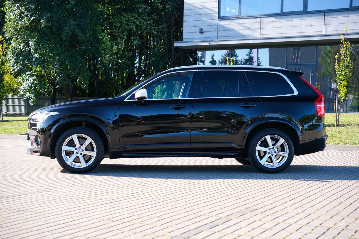 Volvo XC90 - 10