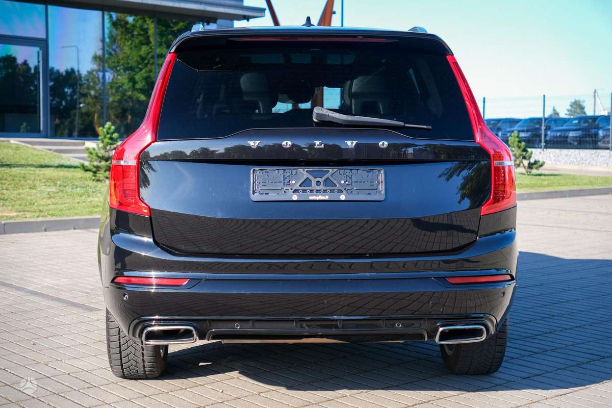 Volvo XC90 - 12