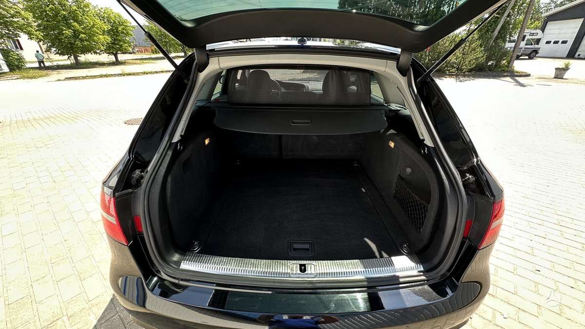 Audi A4, 2.0 l., Универсал