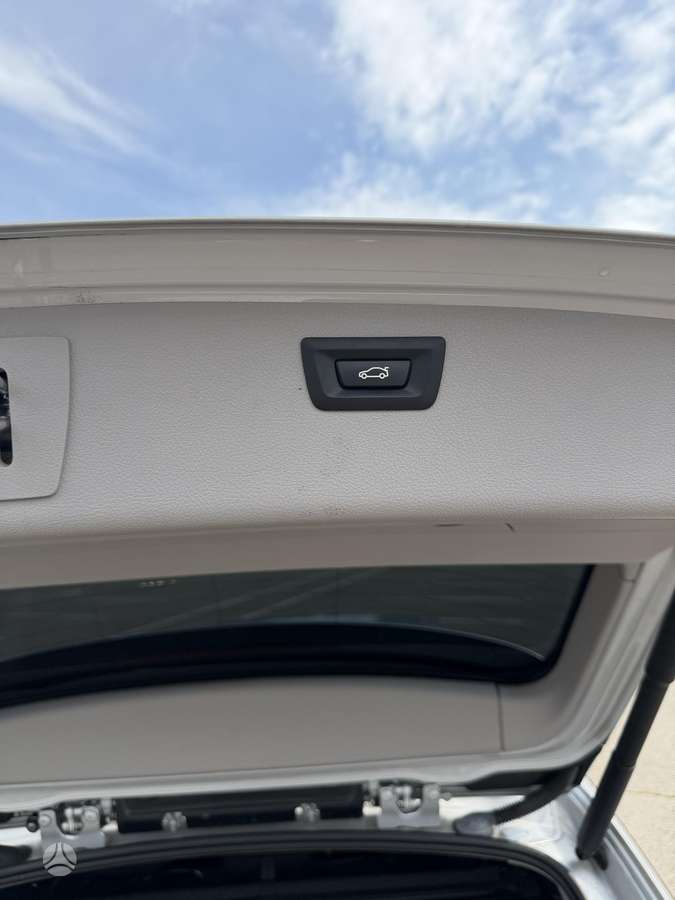 BMW 320, 2.0 l., wagon