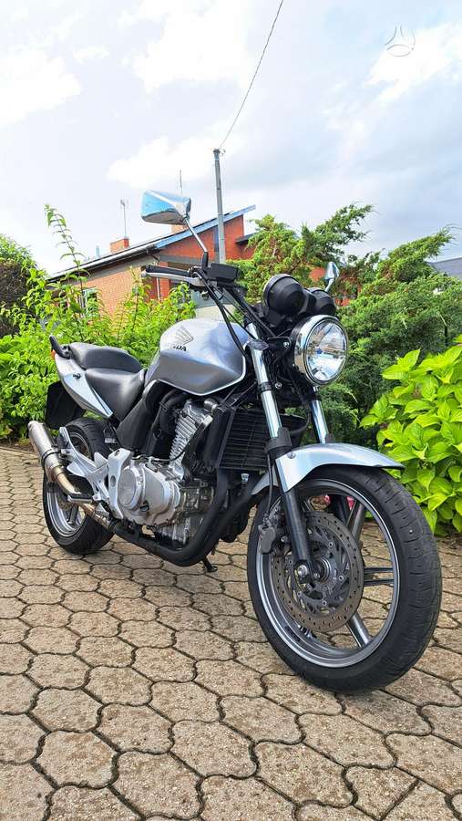 Honda CBF 500cc, street / classic