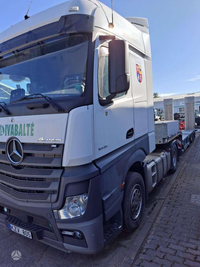 Mercedes-Benz Actros 963, platformos