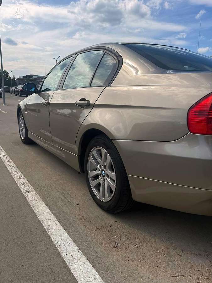 BMW 320, 2.0 l., Седан