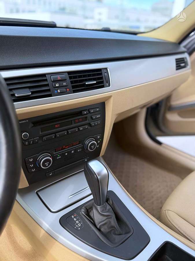 BMW 320, 2.0 l., Седан