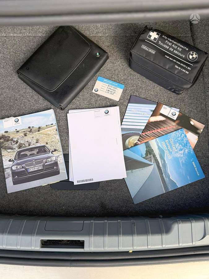 BMW 320, 2.0 l., Седан