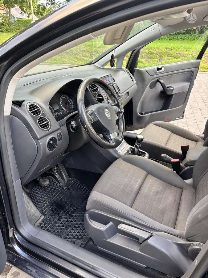 Volkswagen Golf Plus - 6