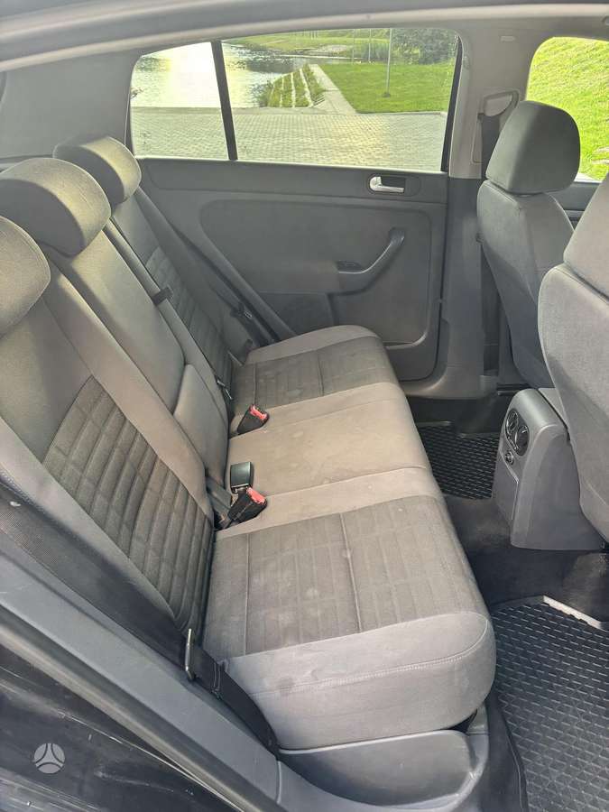 Volkswagen Golf Plus - 7