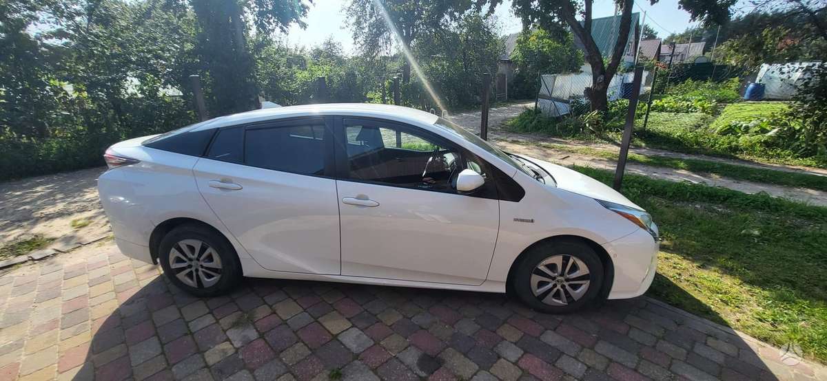 Toyota Prius - 7