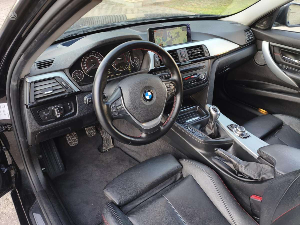 BMW 320, 2.0 l., Седан