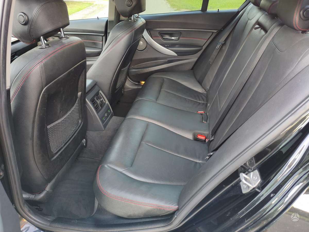 BMW 320, 2.0 l., Седан